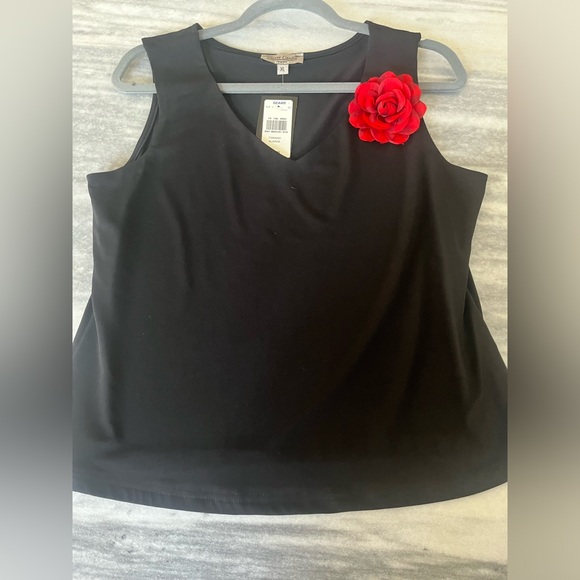 Vintage Pierre Cardin black top with striking red rose ! Xl  new ! Tags attach - Picture 8 of 11